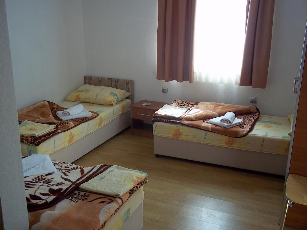 Hotel Quo Vadis Medjugorje Bilik gambar