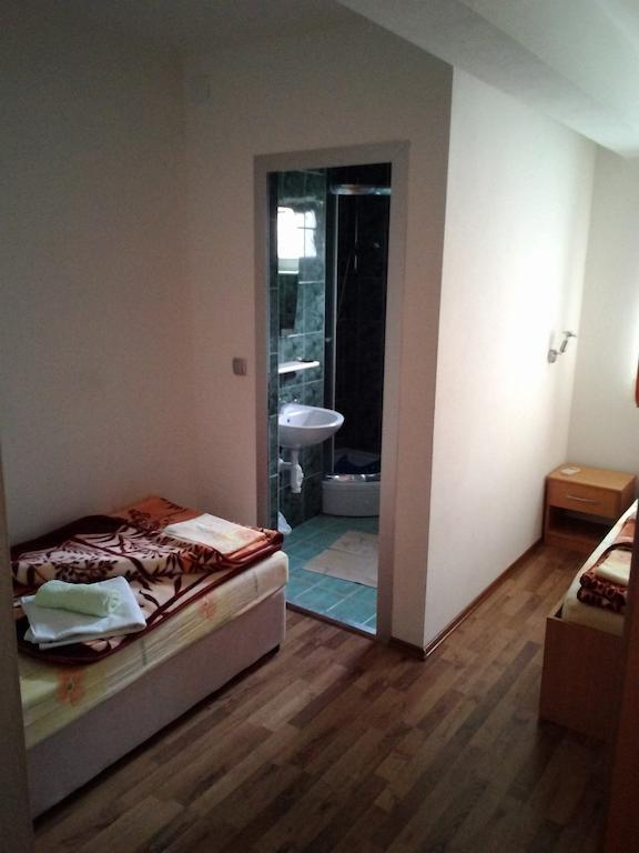 Hotel Quo Vadis Medjugorje Bilik gambar